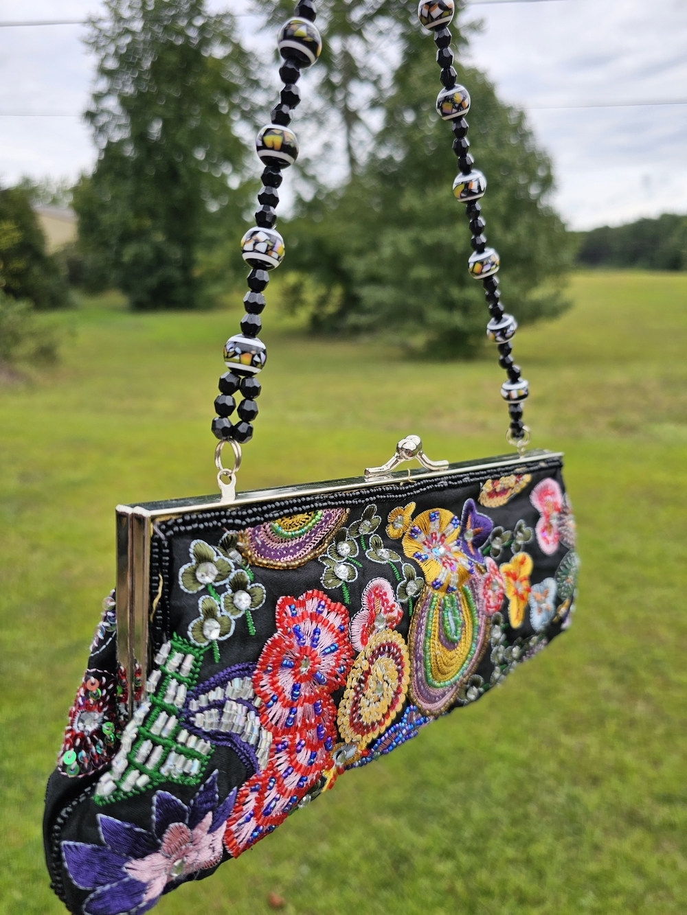 Embroidered Beaded Floral Clutch Bag - Black